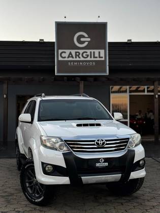 TOYOTA HILUX SW4 3.0 SRV 4X4 16V TURBO INTERCOOLER DIESEL 4P AUTOMÁTICO